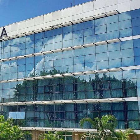 The Boma Nairobi Ξενοδοχείο Εξωτερικό φωτογραφία AOMA University