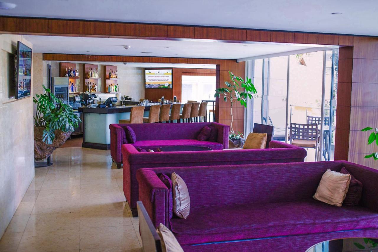 The Boma Nairobi Ξενοδοχείο Εξωτερικό φωτογραφία The lounge at the airport