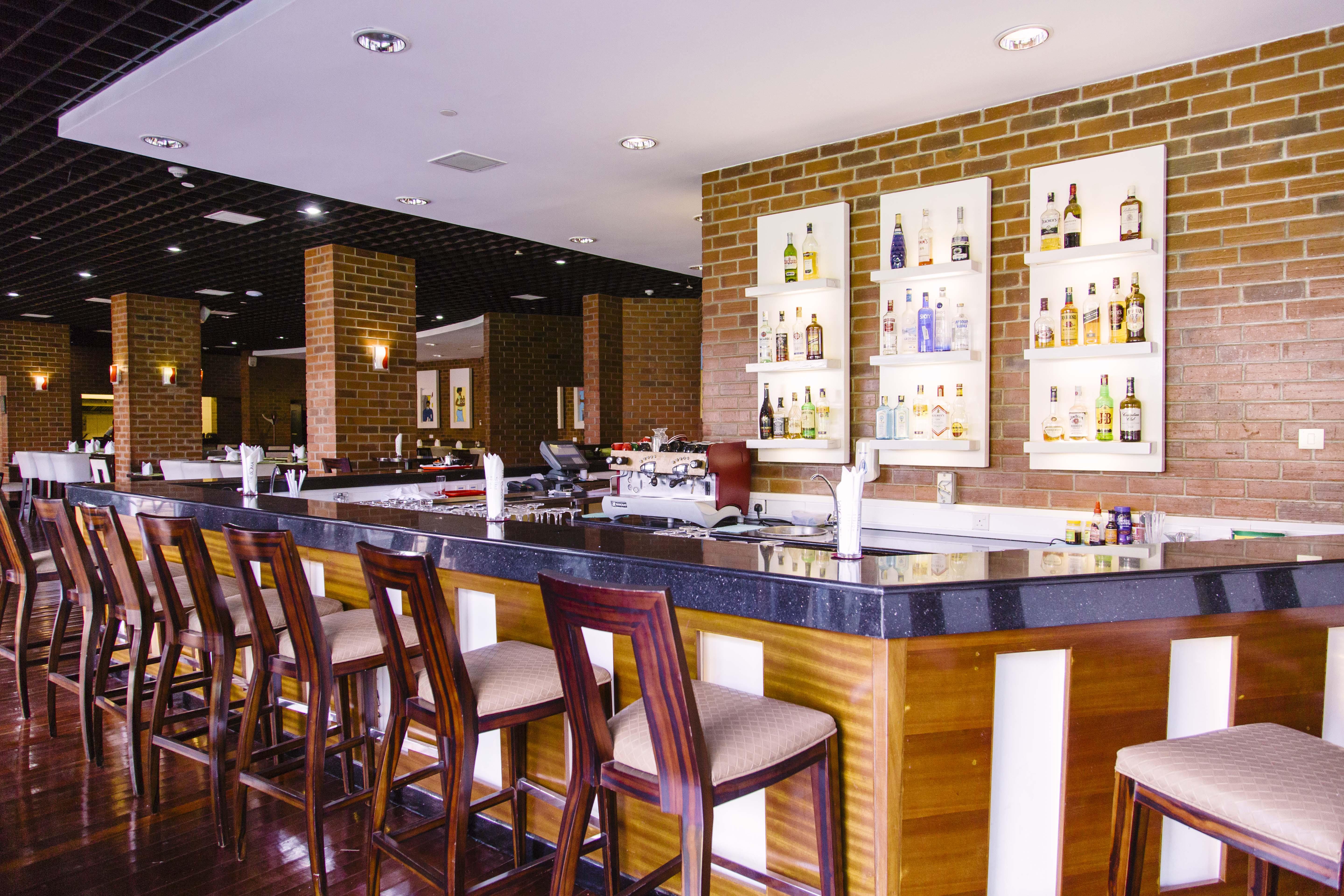 The Boma Nairobi Ξενοδοχείο Εξωτερικό φωτογραφία The bar at the hotel