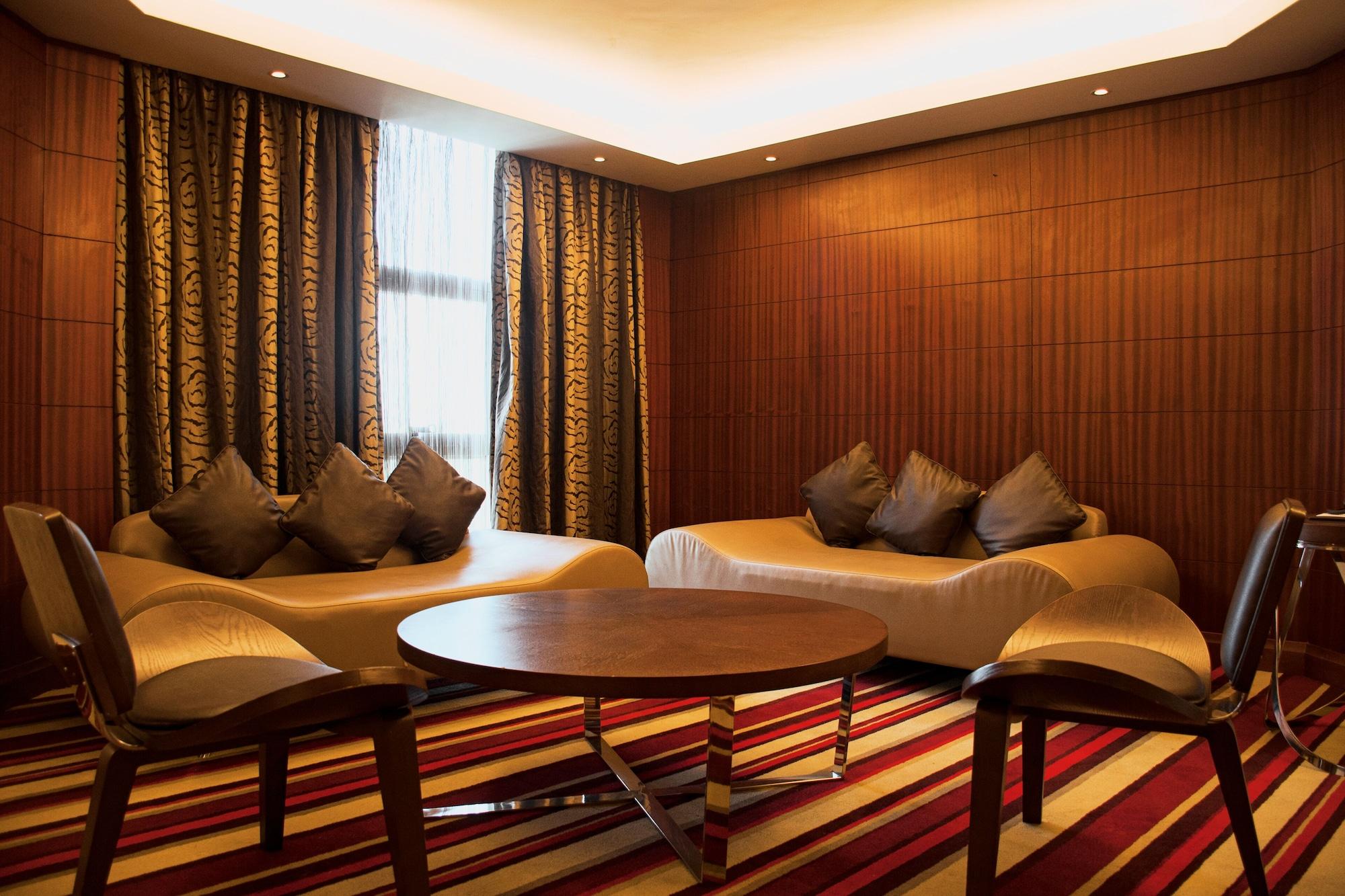 The Boma Nairobi Ξενοδοχείο Εξωτερικό φωτογραφία A suite at the hotel