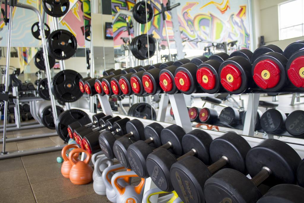 The Boma Nairobi Ξενοδοχείο Εξωτερικό φωτογραφία Dumbbells